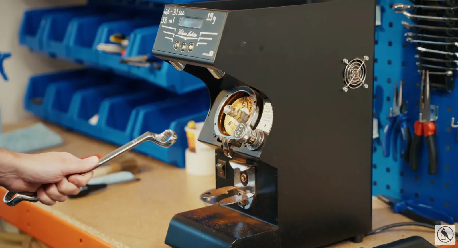 How to Deep Clean a Mythos 1 Grinder &amp; Remove the Back Plat